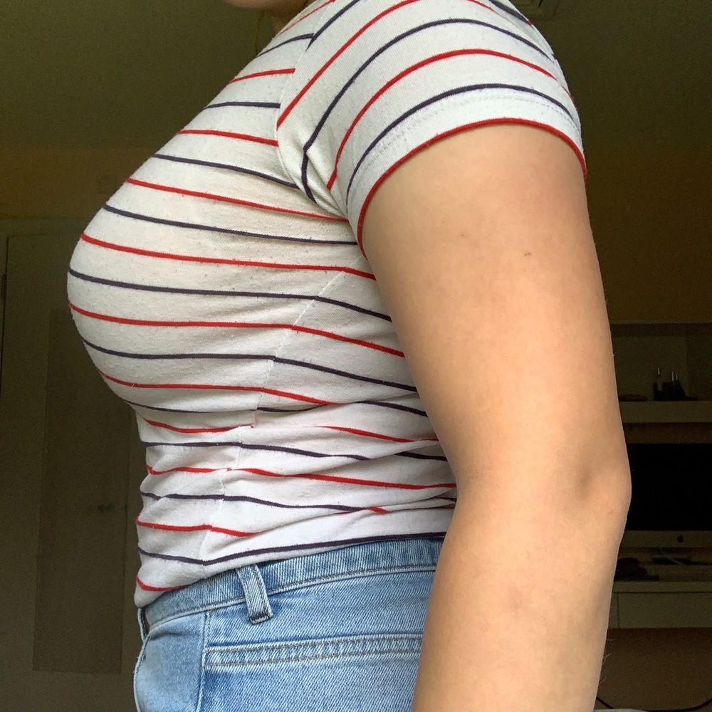 Brandy Melville Top - Picture 4 of 5